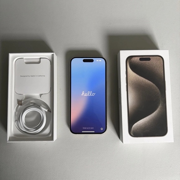 iPhone 15 Pro 128GB Natural Titanium Unlocked - Picture 1 of 7